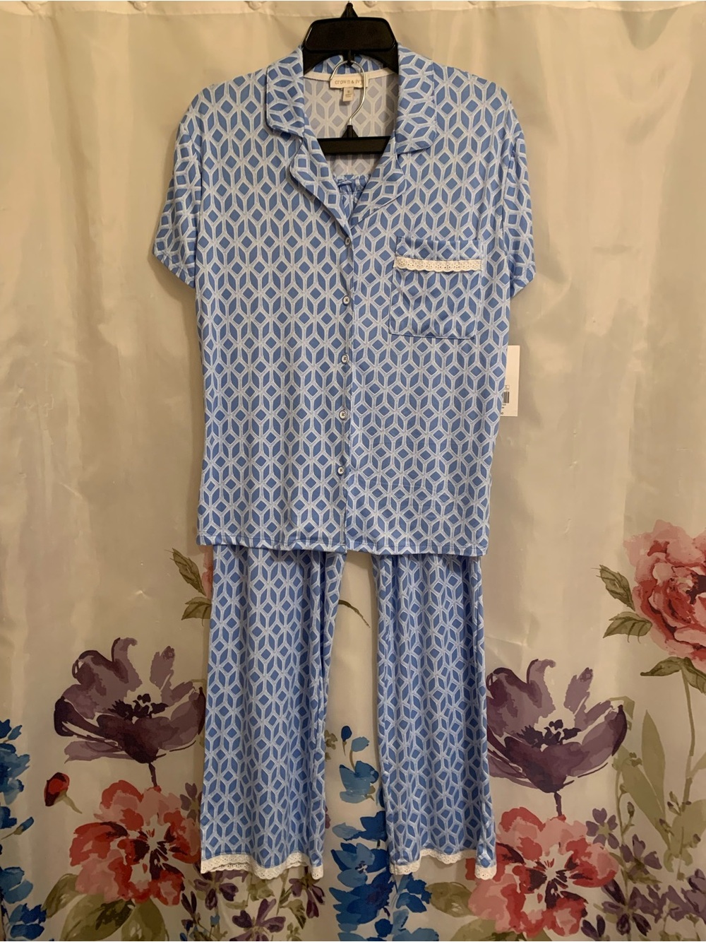 crown & ivy Light Blue Geometric Short Sleeve Pajama Set